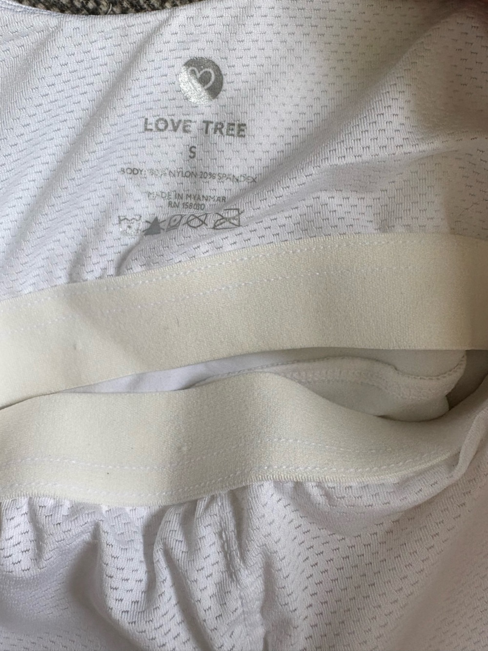 Love Tree Crop Tank - Picture 4 of 4